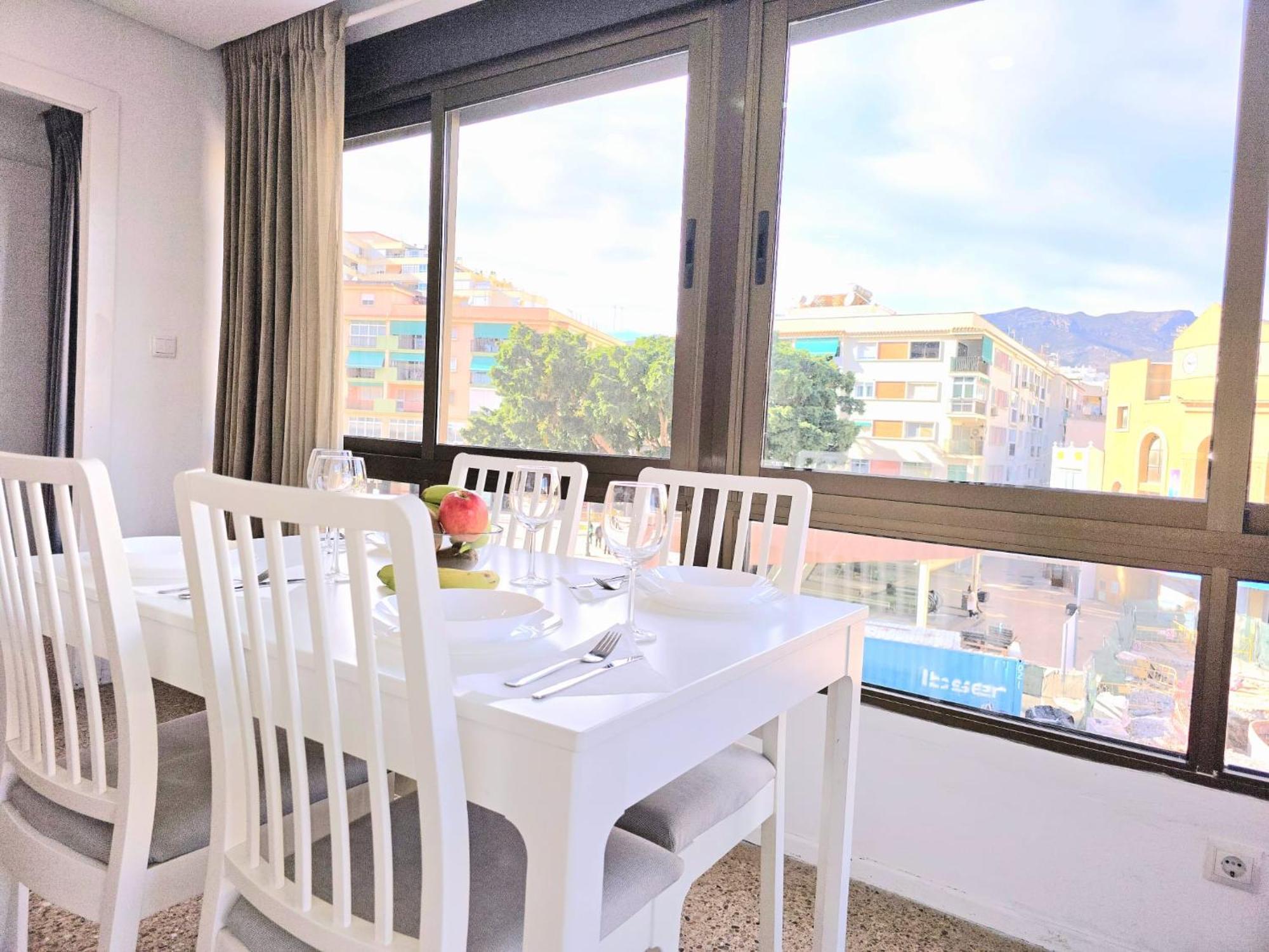 Nogalera Rainbow 2-Bedroom Apartment, Pool And Parking By Namaste Elite Torremolinos Dış mekan fotoğraf