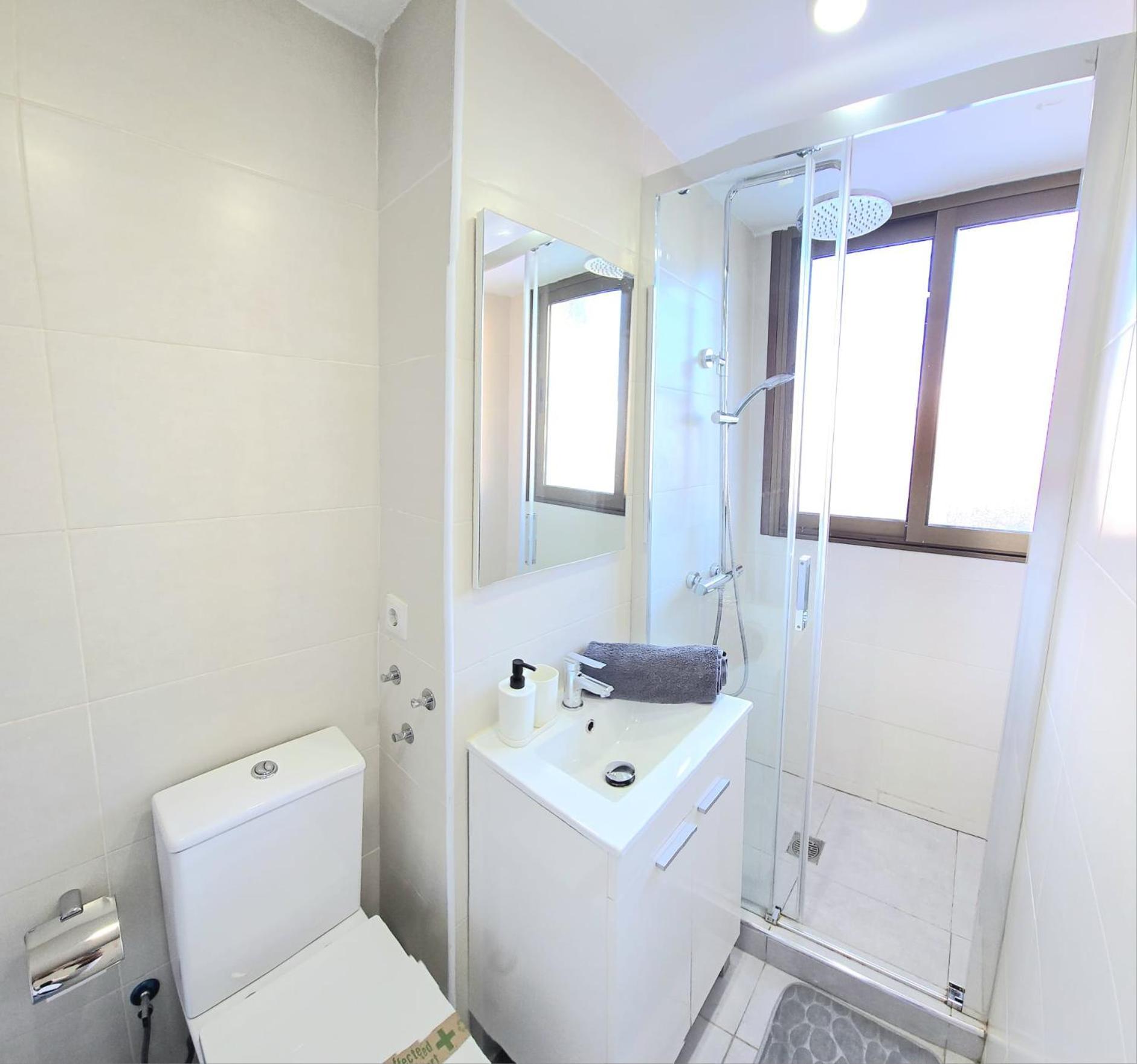 Nogalera Rainbow 2-Bedroom Apartment, Pool And Parking By Namaste Elite Torremolinos Dış mekan fotoğraf